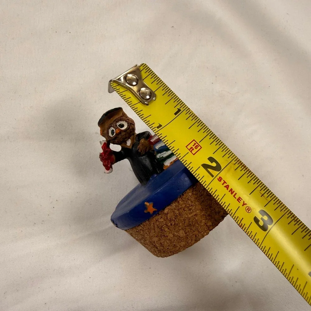 Vintage Graduation Owl Bottle Stopper‎ Hand Painted Scholar with Books and Cork
